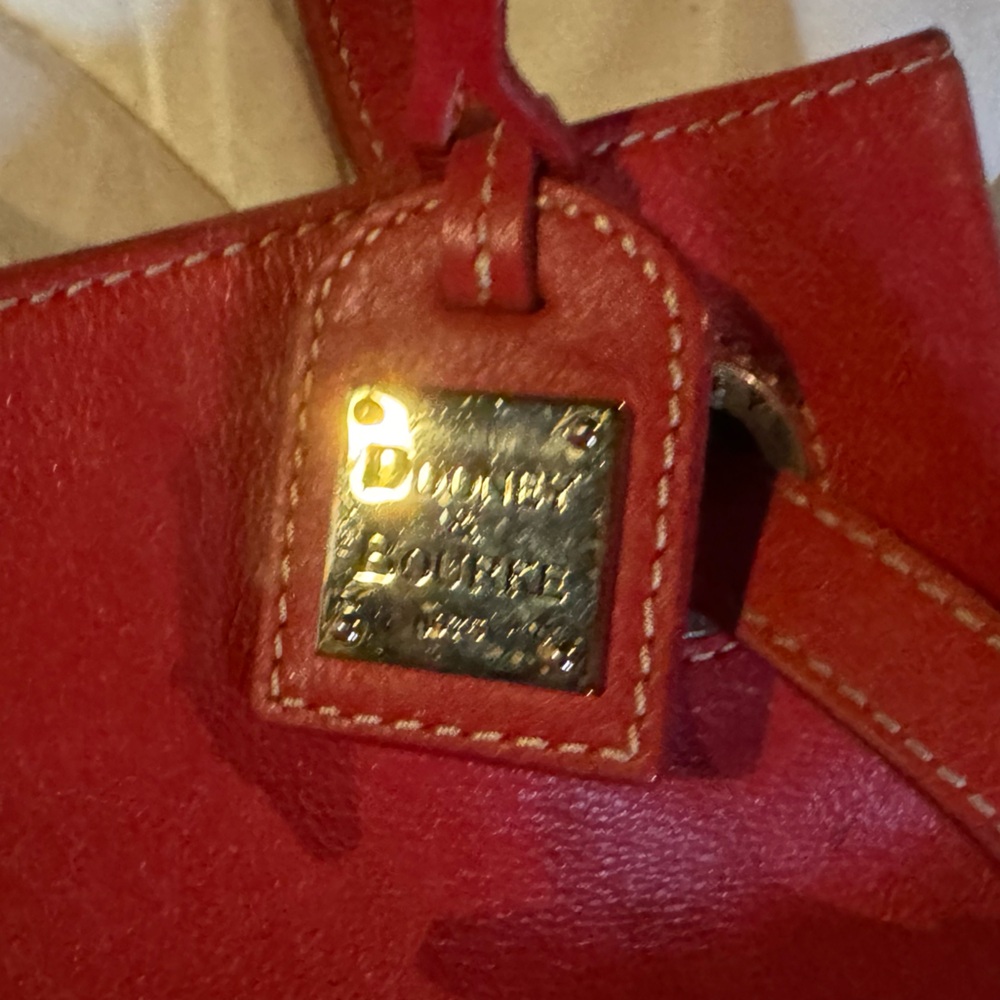 Dooney and Bourke large red leather tote handbag purse - Picture 4 of 5